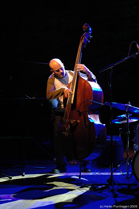 all Ears @ Kulturhuset, Stockholm 2005-01-13 - all Ears @ Kulturhuset, Stockholm 2005-01-13 - Sten Sandell Trio - Photo: Heiko Purnhagen 2005