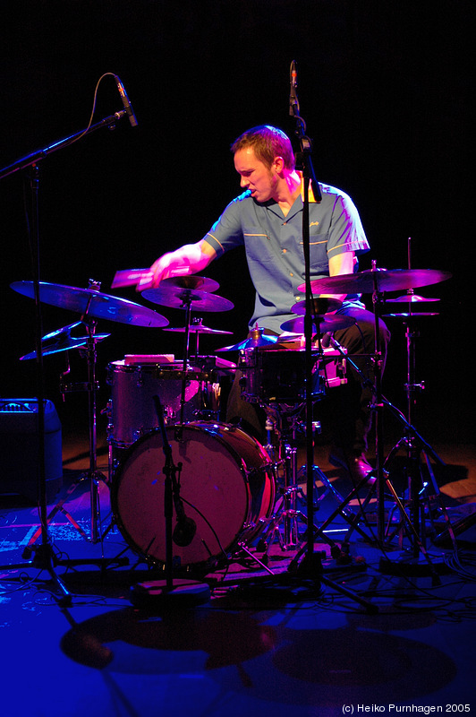 all Ears @ Kulturhuset, Stockholm 2005-01-13 - all Ears @ Kulturhuset, Stockholm 2005-01-13 - Sten Sandell Trio - Photo: Heiko Purnhagen 2005