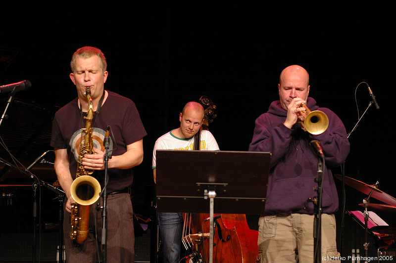 Skoglund/Marhaug + Atomic @ Kulturhuset, Stockholm 2005-11-04 - dsc_1016.jpg - Photo: Heiko Purnhagen 2005