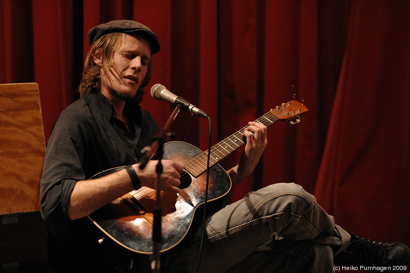 Jon Baron + Dragspelssällskapet @ Kafé Klavér, Stockholm 2009-12-19 - dsc_1249.jpg - Photo: Heiko Purnhagen 2009