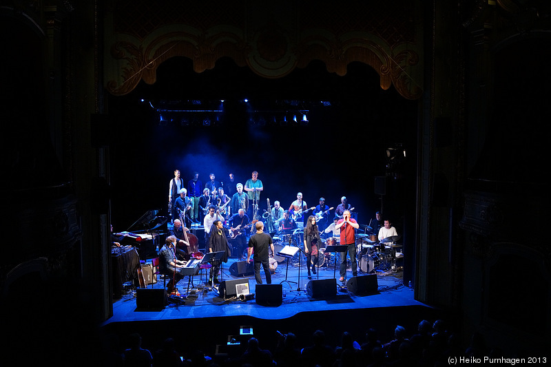 FIRE! Orchestra @ Södra Teatern, Stockholm 2013-01-09 - dsc00410.jpg - Photo: Heiko Purnhagen 2013