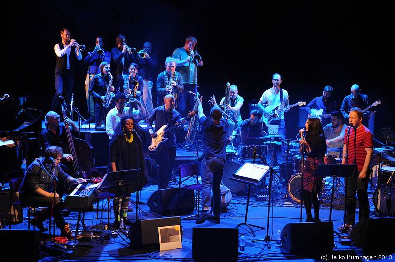 FIRE! Orchestra @ Södra Teatern, Stockholm 2013-01-09 - dsc_4928.jpg - Photo: Heiko Purnhagen 2013