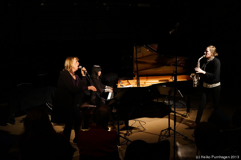 Högberg/Ullén/Selander + BARK! @ Fylkingen/FRIM, Stockholm 2013-03-27 - dsc02610.jpg - Photo: Heiko Purnhagen 2013