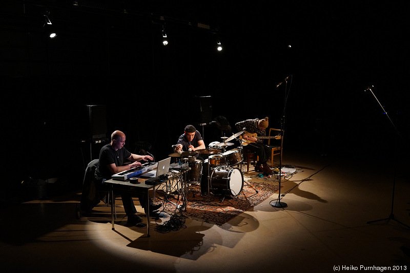 Högberg/Ullén/Selander + BARK! @ Fylkingen/FRIM, Stockholm 2013-03-27 - dsc02639.jpg - Photo: Heiko Purnhagen 2013