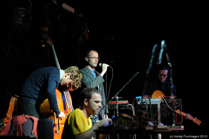 Backer/Ohlsson/Karlsson/Bromander @ Fylkingen, Stockholm 2010-09-13 - dsc_3987.jpg - Photo: Heiko Purnhagen 2010