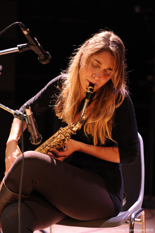 Jernberg/Lønning + Strandberg/Stackenäs + Sehnaoui/Mayas @ Fylkingen/FRIM, Stockholm 2010-12-16 - dsc_8916.jpg - Photo: Heiko Purnhagen 2010