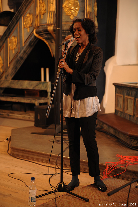 FreeKyrka @ Dala-Floda Church, Hagenfesten 2009-07-30/31 - FreeKyrka - Sofia Jernberg voc, Lene Grenager cello @ Hagenfesten 2009 - Photo: Heiko Purnhagen 2009