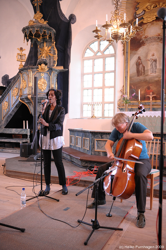 FreeKyrka @ Dala-Floda Church, Hagenfesten 2009-07-30/31 - FreeKyrka - Sofia Jernberg voc, Lene Grenager cello @ Hagenfesten 2009 - Photo: Heiko Purnhagen 2009