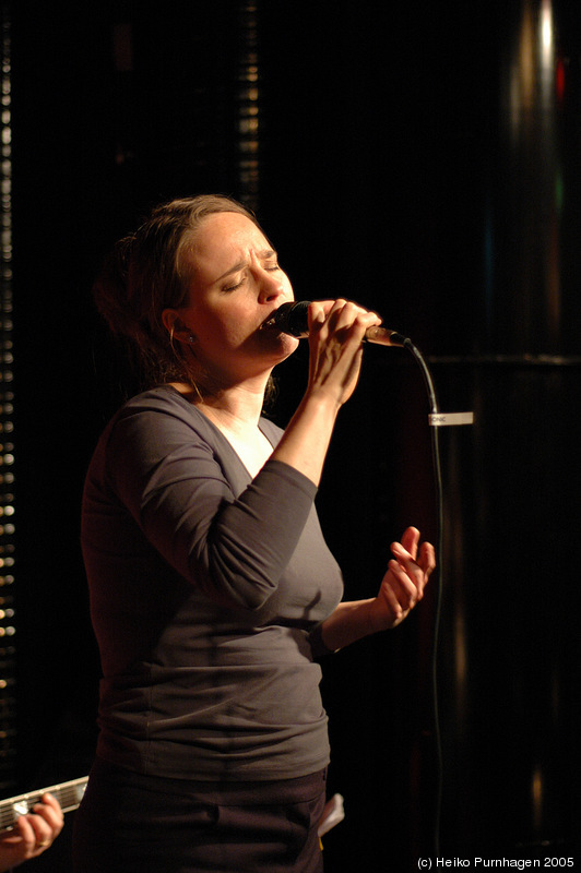Jeanette Lindström @ Landet, Stockholm 2005-10-06 - dsc_9618.jpg - Photo: Heiko Purnhagen 2005