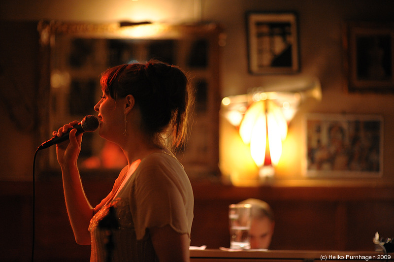 Jeanette Lindström @ Glenn Miller Café, Stockholm 2009-08-21 - dsc_6812.jpg - Photo: Heiko Purnhagen 2009