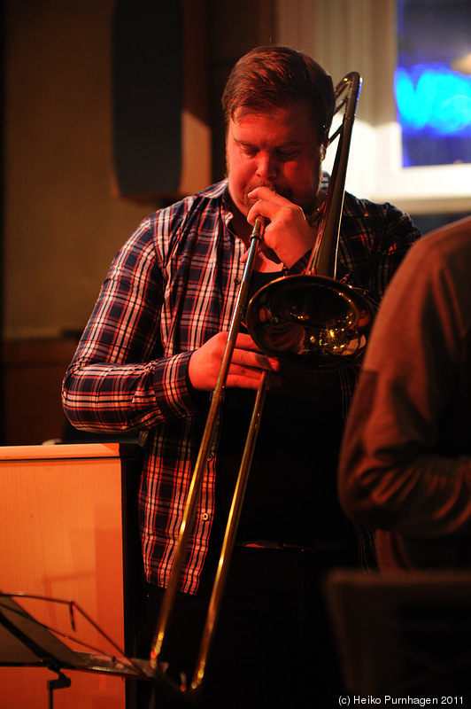 Je Suis @ Glenn Miller Café, Stockholm 2011-01-06/07 - dsc_9179.jpg - Photo: Heiko Purnhagen 2011