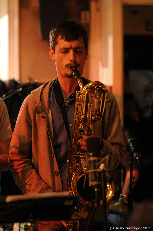 Je Suis @ Glenn Miller Café, Stockholm 2011-01-06/07 - dsc_9220.jpg - Photo: Heiko Purnhagen 2011