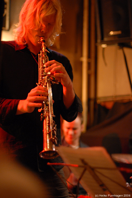 The Jolly-Boat Pirates @ Glenn Miller Café, Stockholm 2006-10-14 - dsc_5660.jpg - Photo: Heiko Purnhagen 2006