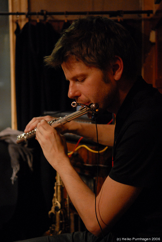 Lindgren Ikiz Duo @ Glenn Miller Café, Stockholm 2006-12-21 - dsc_9795.jpg - Photo: Heiko Purnhagen 2006