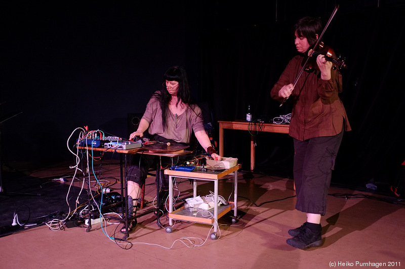 MORE is MORE @ Fylkingen, Stockholm 2011-06-02 - dscf0240.jpg - Photo: Heiko Purnhagen 2011