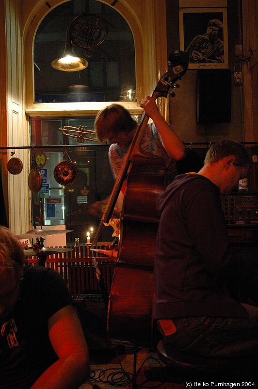 Motif @ Glenn Miller Café, Stockholm 2004-09-11 - dsc_1978.jpg - Photo: Heiko Purnhagen 2004