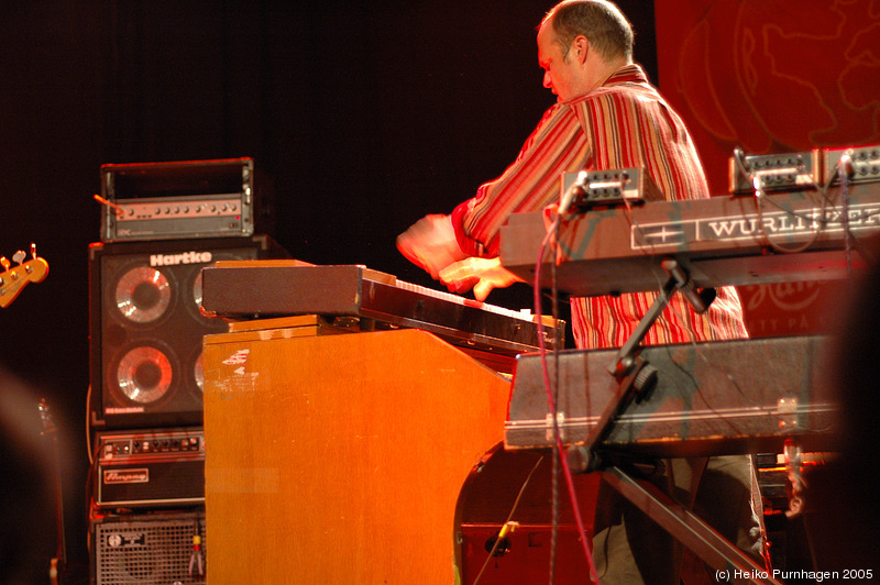 Medeski Martin and Wood @ Nattjazz, Bergen 2005-05-30 - dsc_1546.jpg - Photo: Heiko Purnhagen 2005