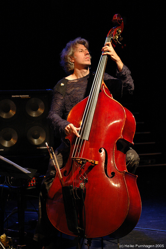 Marc Ducret Trio @ Nattjazz, Bergen 2005-06-03 - dsc_2260.jpg - Photo: Heiko Purnhagen 2005