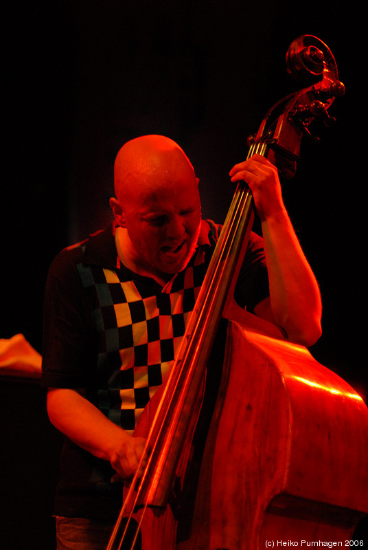 Ingebrigt Håker Flaten Quintet @ Nattjazz, Bergen 2006-05-28 - dsc_2430.jpg - Photo: Heiko Purnhagen 2006