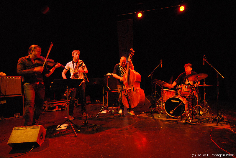 Ingebrigt Håker Flaten Quintet @ Nattjazz, Bergen 2006-05-28 - dsc_2443.jpg - Photo: Heiko Purnhagen 2006