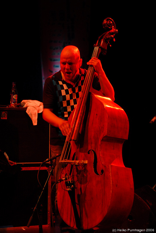 Ingebrigt Håker Flaten Quintet @ Nattjazz, Bergen 2006-05-28 - dsc_2464.jpg - Photo: Heiko Purnhagen 2006