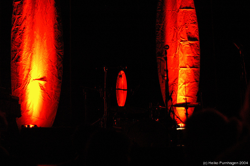 Nils Petter Molvær @ Rockefeller, Oslo 2004-08-14 - dsc_1260.jpg - Photo: Heiko Purnhagen 2004