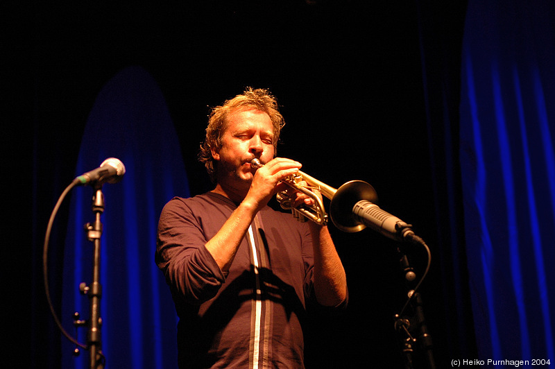 Nils Petter Molvær @ Rockefeller, Oslo 2004-08-14 - dsc_1300.jpg - Photo: Heiko Purnhagen 2004