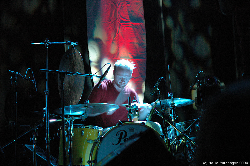 Nils Petter Molvær @ Rockefeller, Oslo 2004-08-14 - dsc_1320.jpg - Photo: Heiko Purnhagen 2004