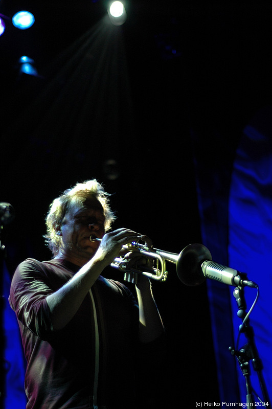 Nils Petter Molvær @ Rockefeller, Oslo 2004-08-14 - dsc_1342.jpg - Photo: Heiko Purnhagen 2004