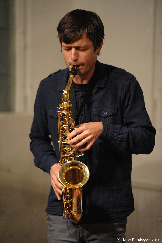 Marcelo Gabard Pazos 3 + Svensk Hund @ BAS/Club:Ovisation, Stockholm 2012-11-26 - dsc_3910.jpg - Photo: Heiko Purnhagen 2012