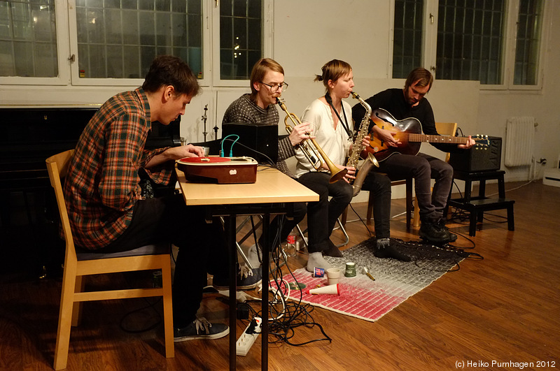 Marcelo Gabard Pazos 3 + Svensk Hund @ BAS/Club:Ovisation, Stockholm 2012-11-26 - dscf8571.jpg - Photo: Heiko Purnhagen 2012