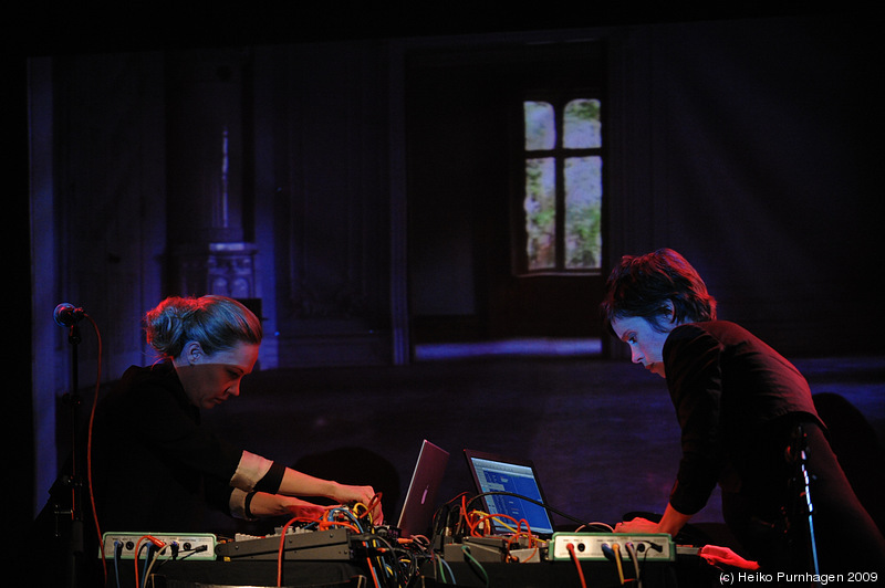 Perfect Harmony: Ramsby/Berghe + Midaircondo + Nordic Connect @ Fasching, Stockholm 2009-09-28 - dsc_8229.jpg - Photo: Heiko Purnhagen 2009