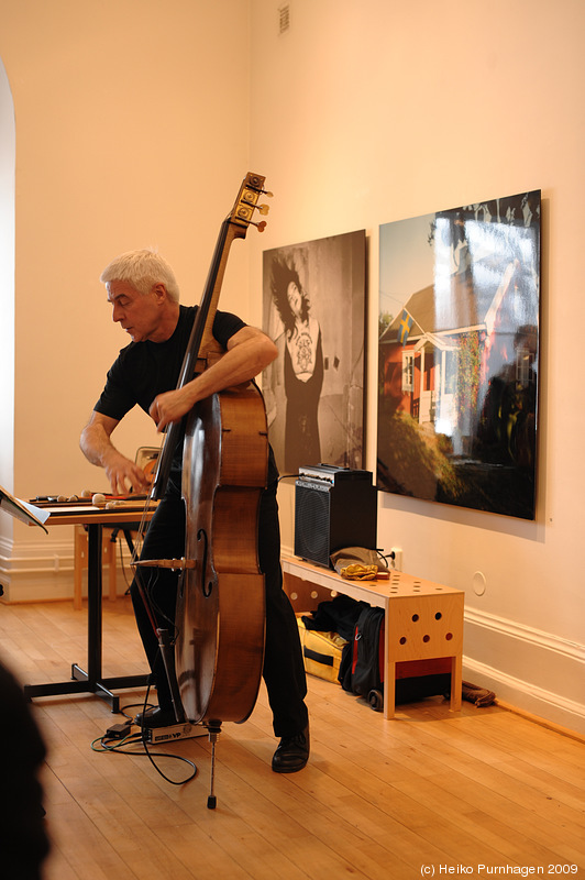 Perspectives 2009 @ Västerås 2009-03-07 - Barry Guy b, Maya Homburger violin @ Perspectives 2009, Västerås 2009-03-07 - Photo: Heiko Purnhagen 2009