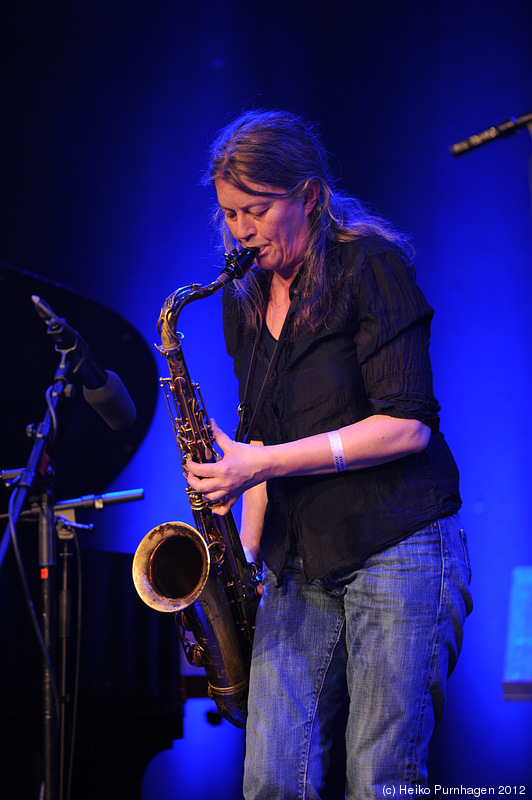 Friday @ Perspectives 2012, Västerås 2012-04-20 - Lotte Anker sax, Craig Taborn p, Gerald Cleaver dr @ Perspectives 2012-04-20 - Photo: Heiko Purnhagen 2012