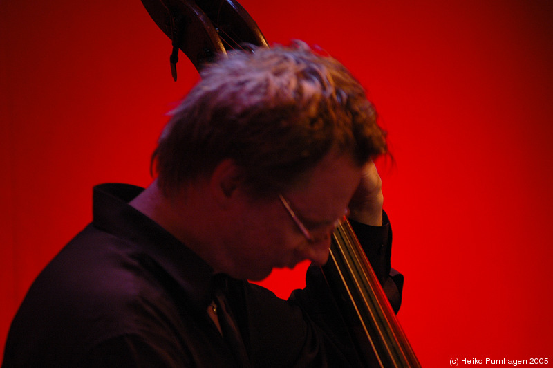 Lina Nyberg Pling + Platypus Ensemble @ Fasching, Stockholm 2005-09-10 - dsc_7686.jpg - Photo: Heiko Purnhagen 2005