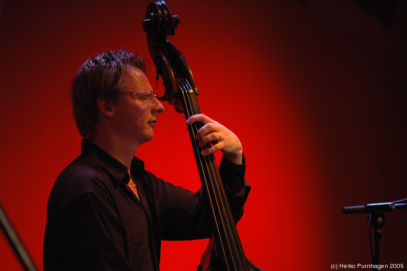 Lina Nyberg Pling + Platypus Ensemble @ Fasching, Stockholm 2005-09-10 - dsc_7696.jpg - Photo: Heiko Purnhagen 2005