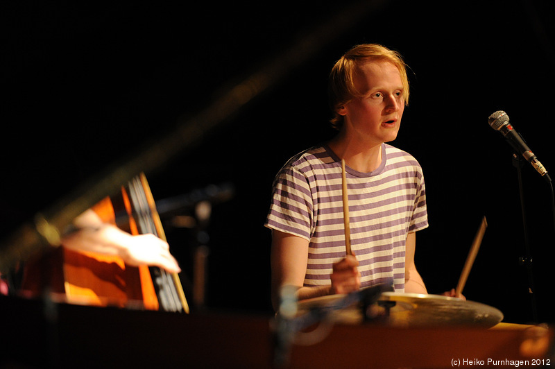 Almost a band + Pombo @ Teaterstudio Lederman, Stockholm 2012-03-16 - dsc_4353.jpg - Photo: Heiko Purnhagen 2012