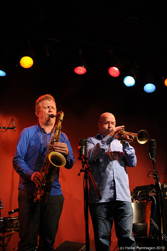 Swedish Jazz Celebration 2010 @ Fasching, Stockholm 2010-04-15 - prize award ceremony: Fredrik Ljungqvist sax, Magnus Broo trp - Photo: Heiko Purnhagen 2010