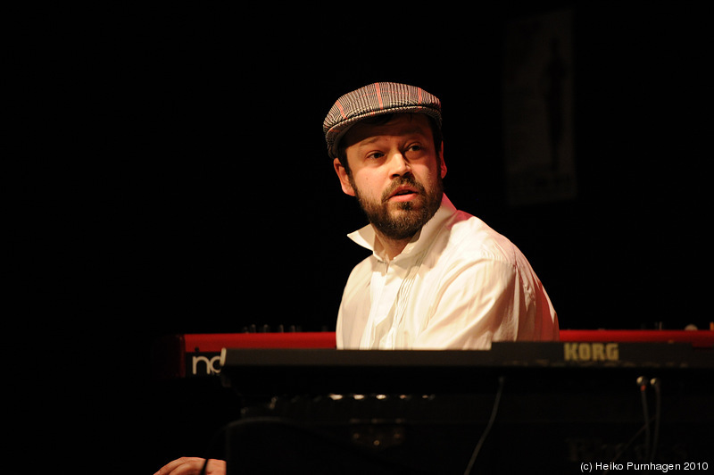 Swedish Jazz Celebration 2010 @ Fasching, Stockholm 2010-04-15 - <a href=http://www.myspace.com/lekverk>Lekverk</a>: Adam Forkelid p, Putte Johander b, Jon Fält dr & friends - Photo: Heiko Purnhagen 2010