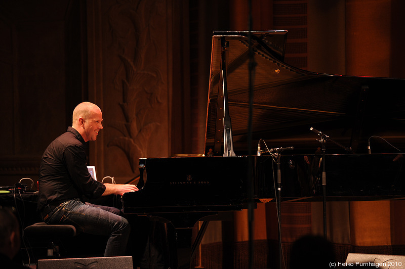 Swedish Jazz Celebration 2010 @ Konserthuset, Stockholm 2010-04-17 - Jacob Karlzon Trio (Jacob Karlzon p, Hans Andersson b, Jonas Holgersson dr) - Photo: Heiko Purnhagen 2010