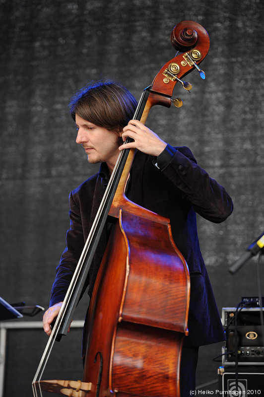 STHLM JAZZ FEST 2010 @ Skeppsholmen, Stockholm 2010-06-11 - Erik Lindeborg Trio: Erik Lindeborg p, Robert Ikiz dr, Kristian Lind b @ STHLM JAZZ FEST 2010, Stockholm 2010-06-11 - Photo: Heiko Purnhagen 2010