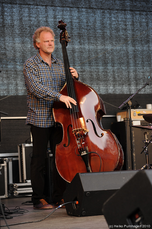 STHLM JAZZ FEST 2010 @ Skeppsholmen, Stockholm 2010-06-10 - Bobo Stenson Trio: Bobo Stenson p, Anders Jormin b, Jon Fält dr @ STHLM JAZZ FEST 2010, Stockholm 2010-06-10 - Photo: Heiko Purnhagen 2010