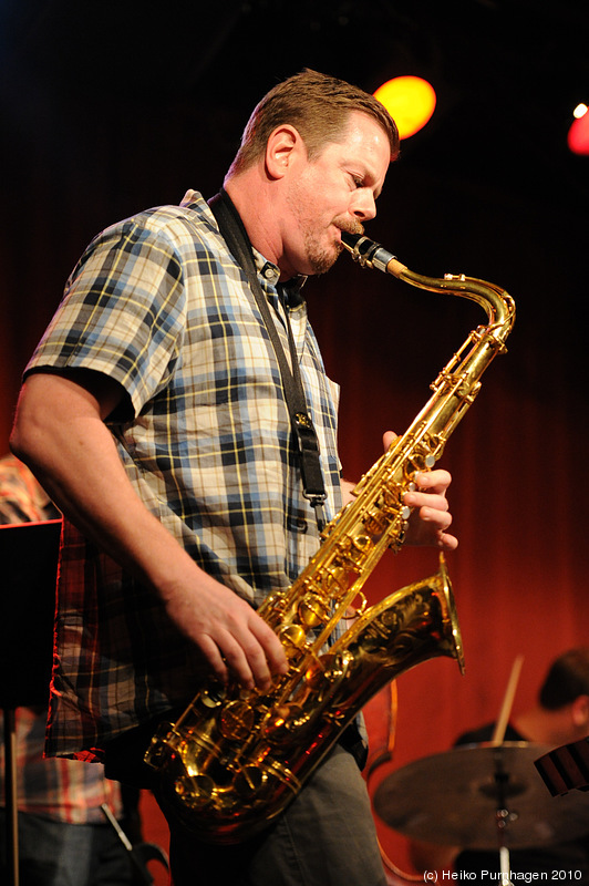 Vandermark 5 + Atomic @ Fasching, Stockholm 2010-09-07 - dsc_3609.jpg - Photo: Heiko Purnhagen 2010