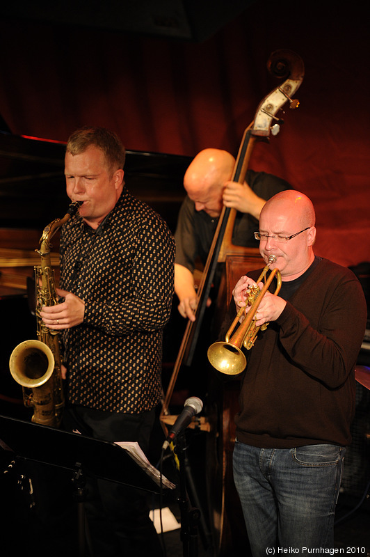 Vandermark 5 + Atomic @ Fasching, Stockholm 2010-09-07 - dsc_3707.jpg - Photo: Heiko Purnhagen 2010