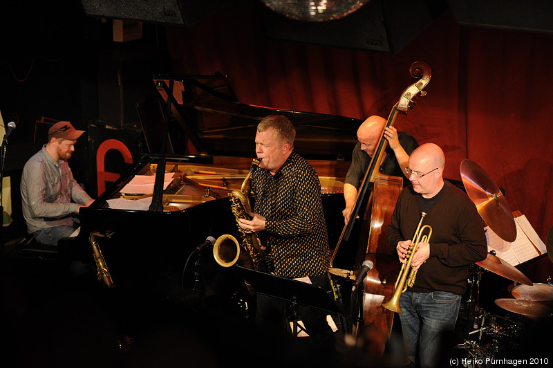 Vandermark 5 + Atomic @ Fasching, Stockholm 2010-09-07 - dsc_3766.jpg - Photo: Heiko Purnhagen 2010