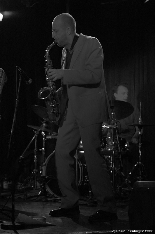 Exploding Customer @ Mosebacke, Stockholm 2006-01-10 - dsc_3941_gray.jpg - Photo: Heiko Purnhagen 2006