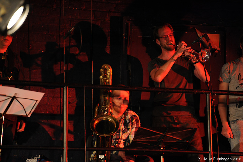 FIRE! Orchestra @ Fylkingen, Stockholm 2012-01-13 - dsc_2720.jpg - Photo: Heiko Purnhagen 2012