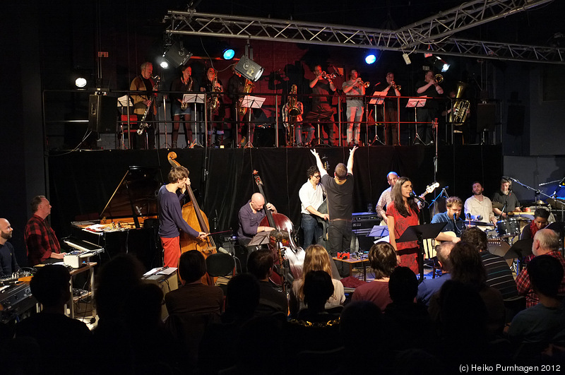 FIRE! Orchestra @ Fylkingen, Stockholm 2012-01-13 - dscf3887.jpg - Photo: Heiko Purnhagen 2012
