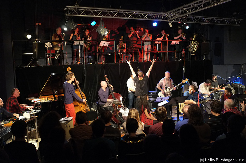 FIRE! Orchestra @ Fylkingen, Stockholm 2012-01-13 - dscf3898.jpg - Photo: Heiko Purnhagen 2012