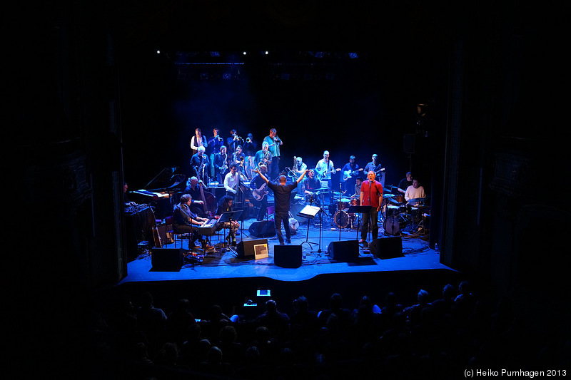 FIRE! Orchestra @ Södra Teatern, Stockholm 2013-01-09 - dsc00429.jpg - Photo: Heiko Purnhagen 2013